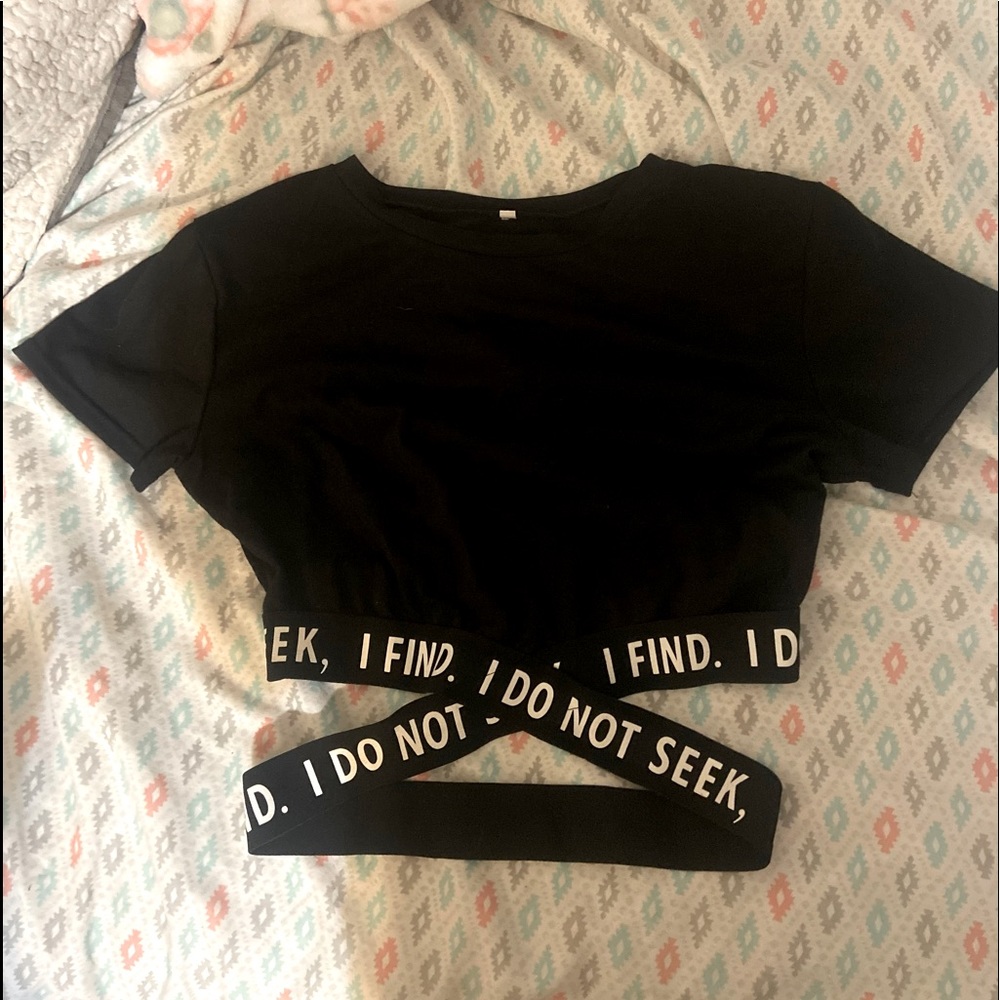 Short tee